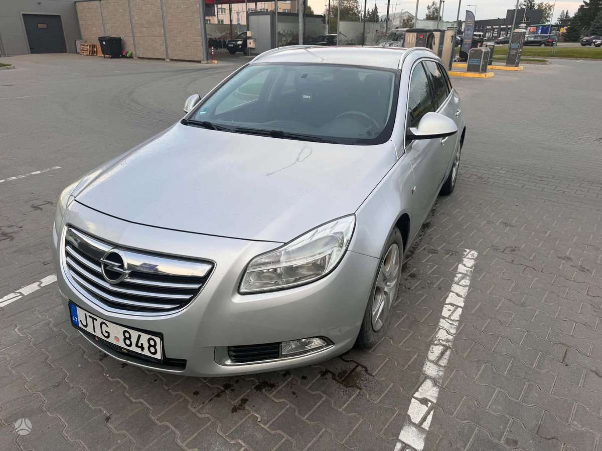 Opel Insignia, Универсал