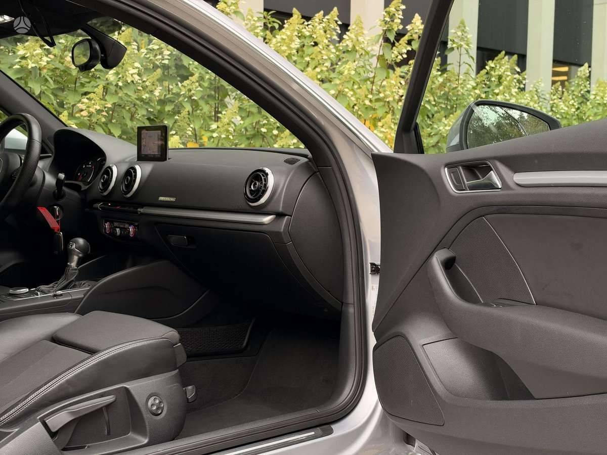 Audi A3, 2.0 l., Хэтчбек