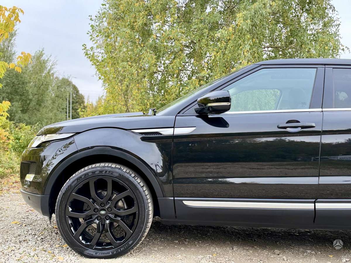 Land Rover Evoque, 2.2 l., off-road / crossover