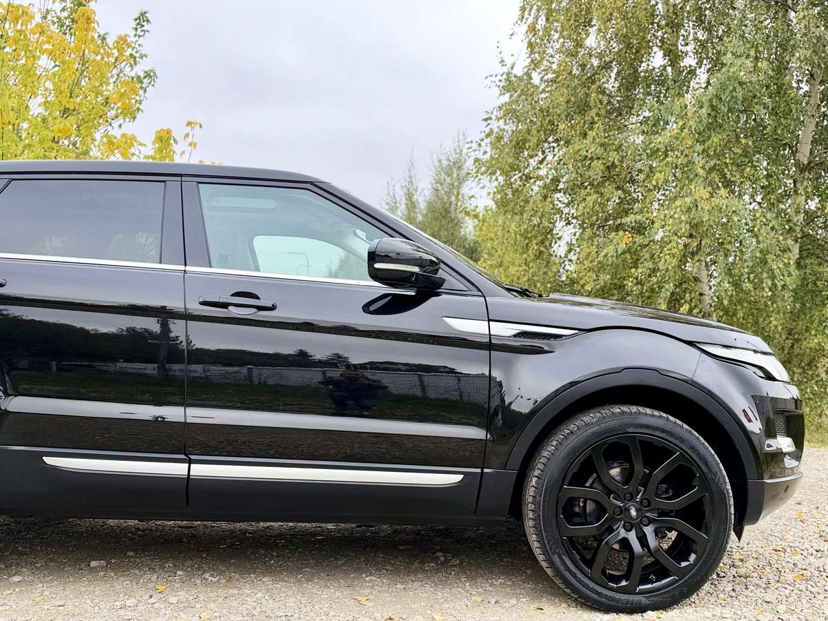 Land Rover Evoque, 2.2 l., off-road / crossover