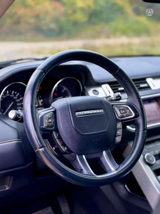 Land Rover Evoque, 2.2 l., off-road / crossover