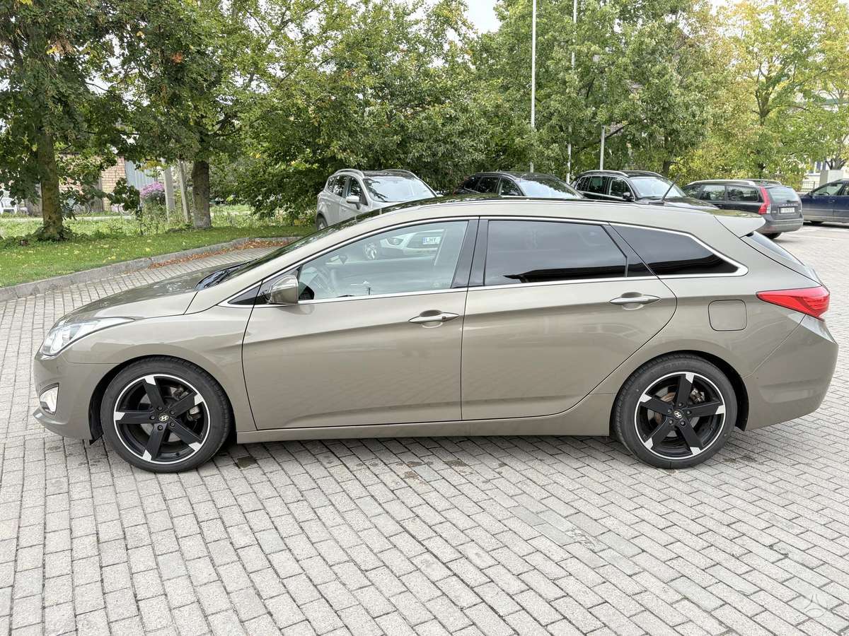 Hyundai i40, 1.7 l., Универсал