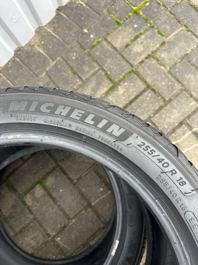 Michelin, зимние 255/40 R18