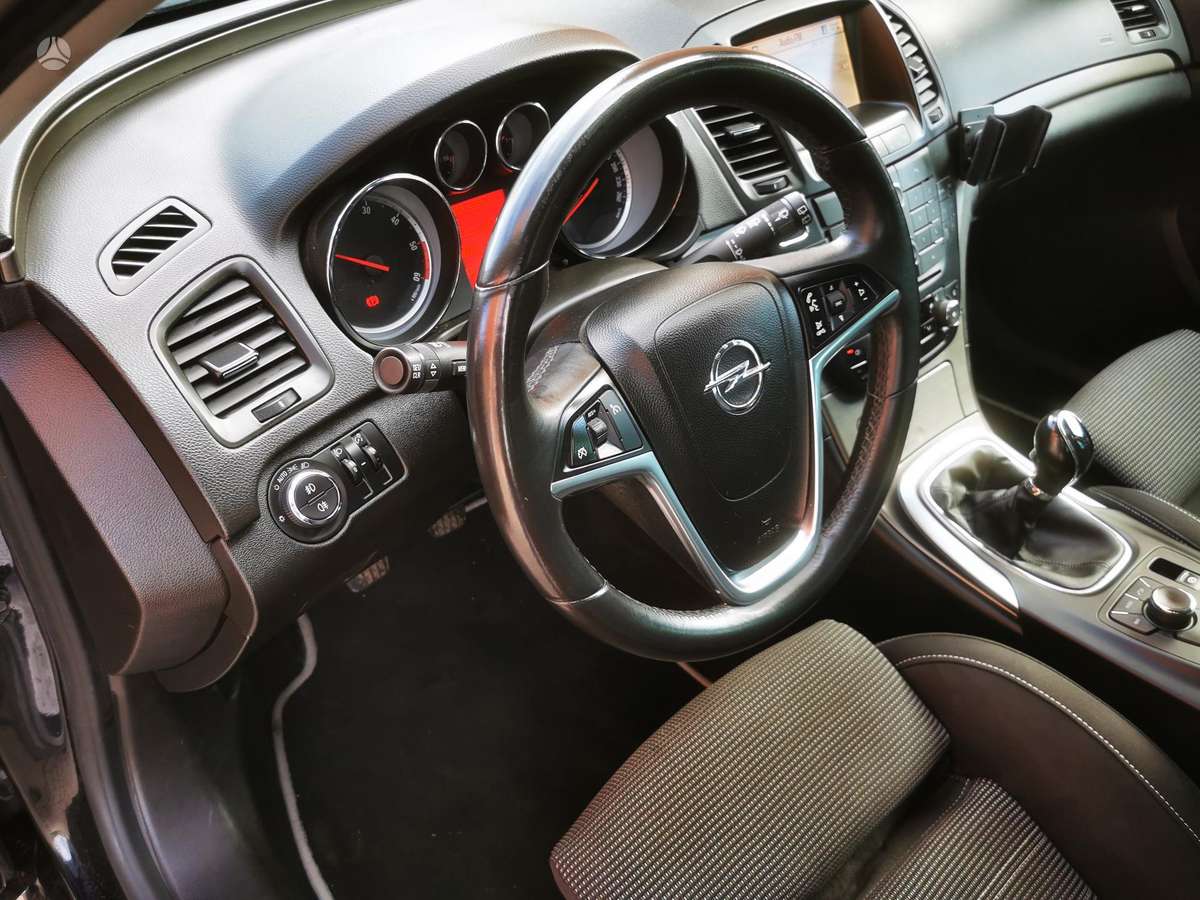 Opel Insignia, 2.0 l., Универсал