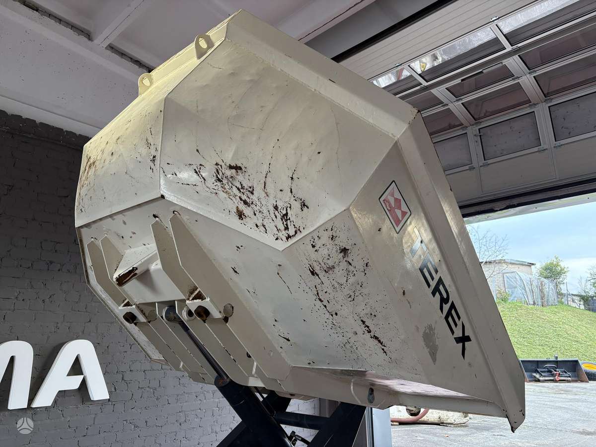 Terex TA6s, dumpers / tippers