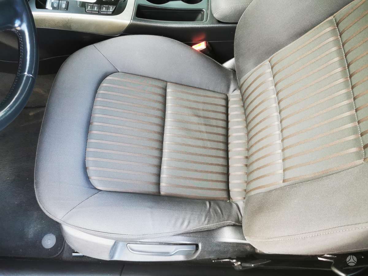 Audi A4 2009 — photo 23