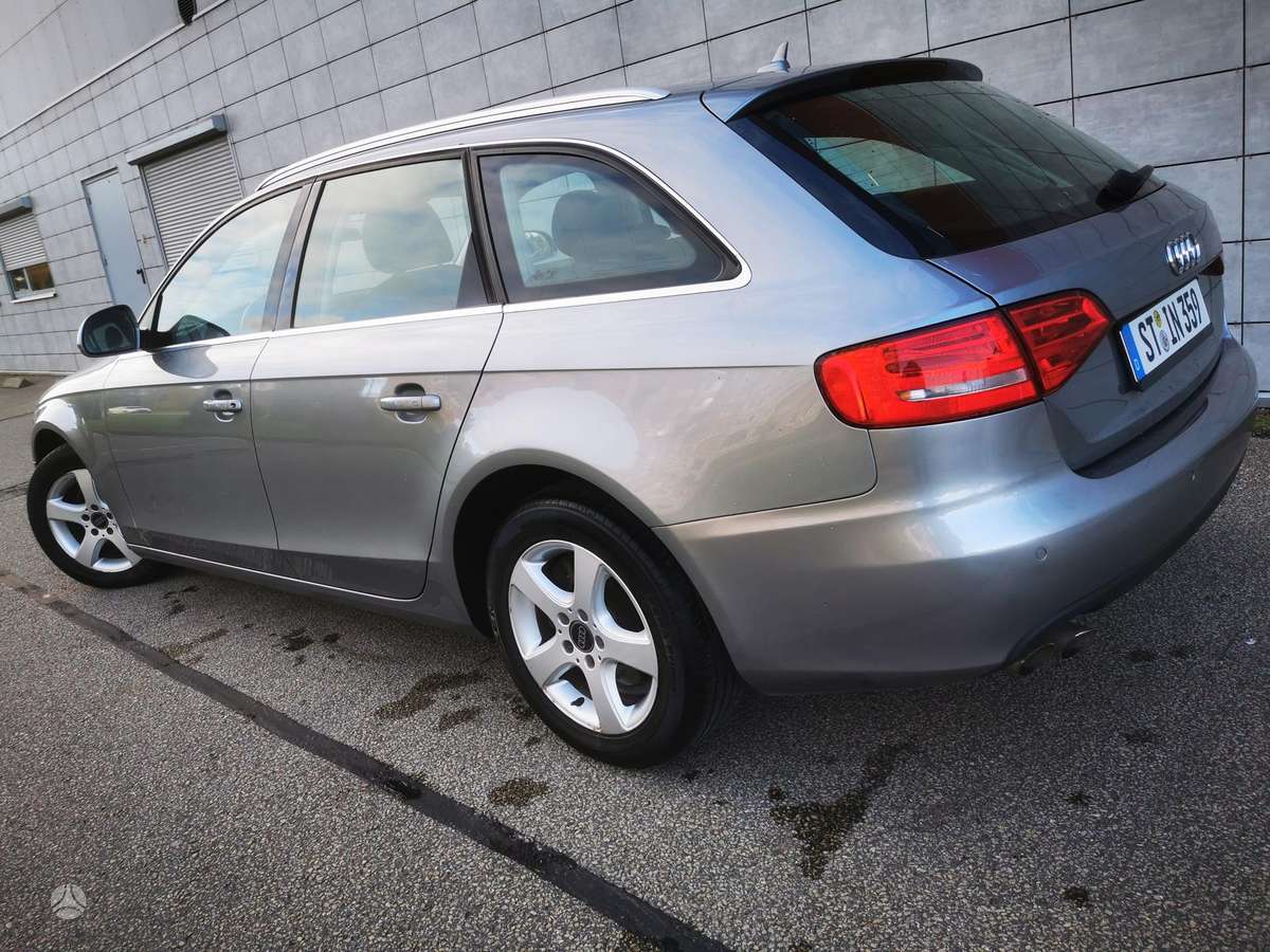 Audi A4 2009 — engine 1968 cm³, 143 HP (105kW)