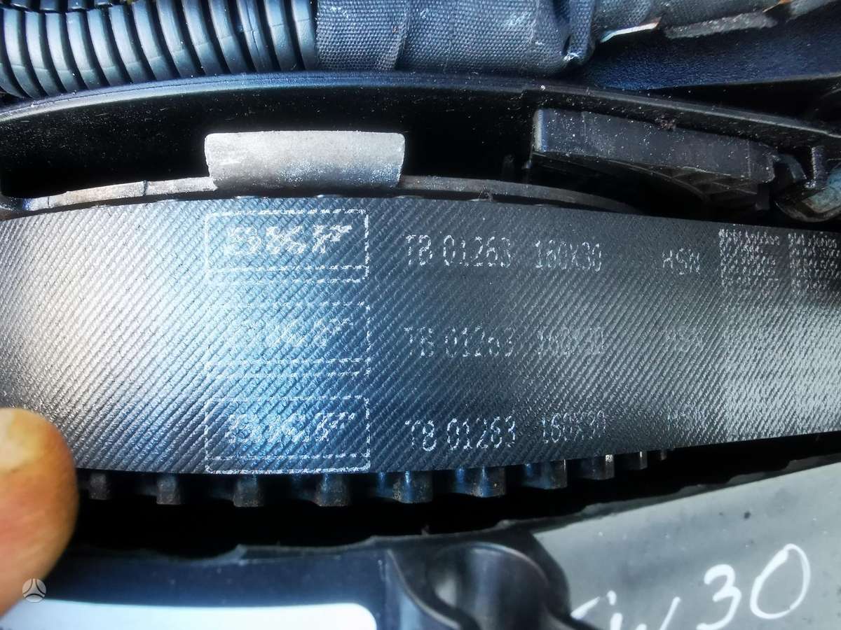 Audi A4 2009 — photo 32