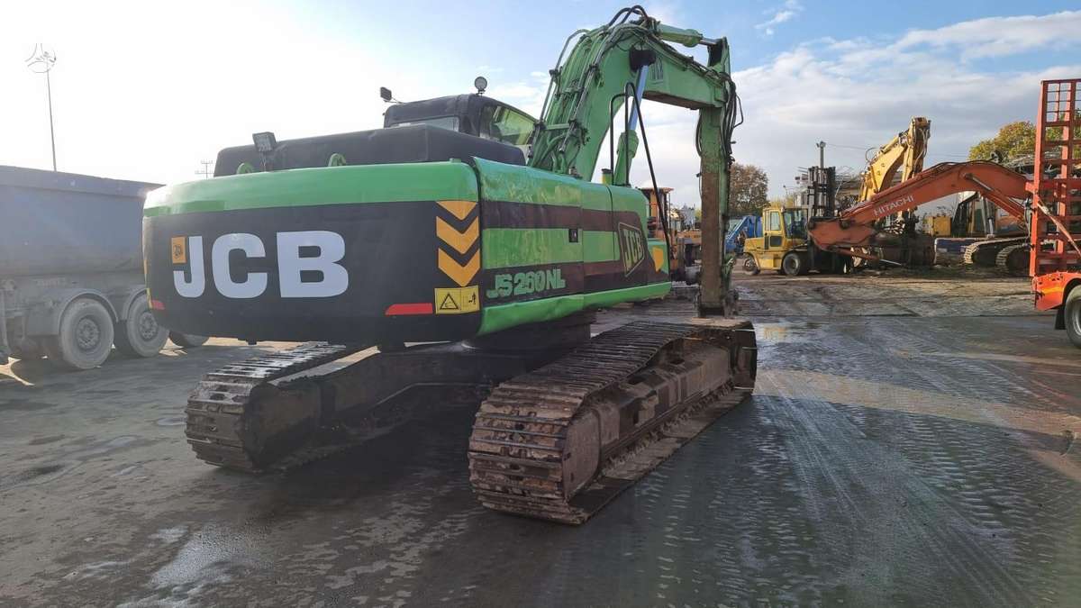 JCB JS 260 LC, excavator
