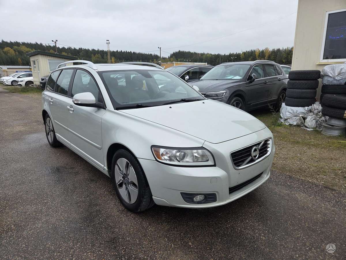 Volvo V50, 1.6 l., wagon