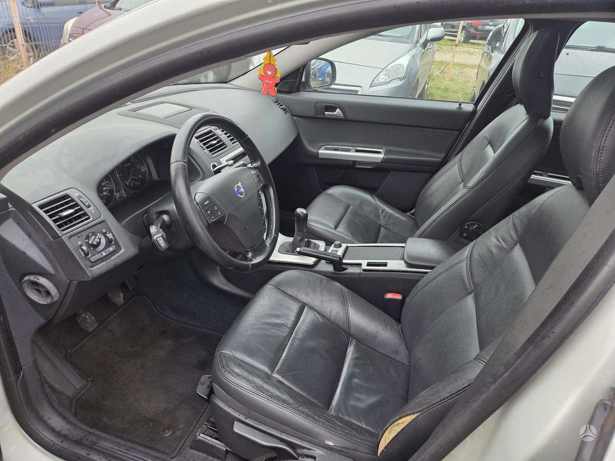 Volvo V50, 1.6 l., wagon