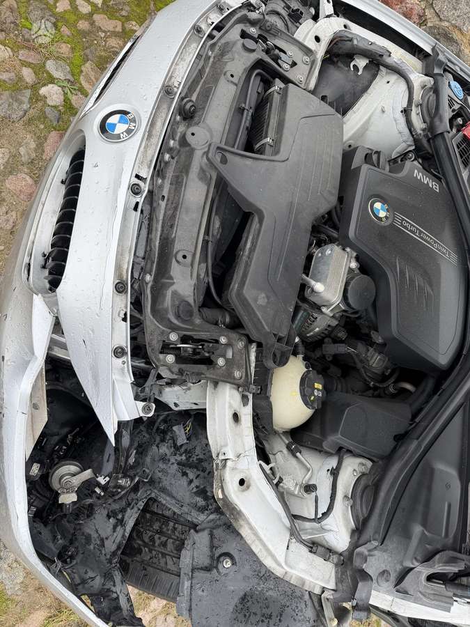 BMW 320, 2.0 l., Седан