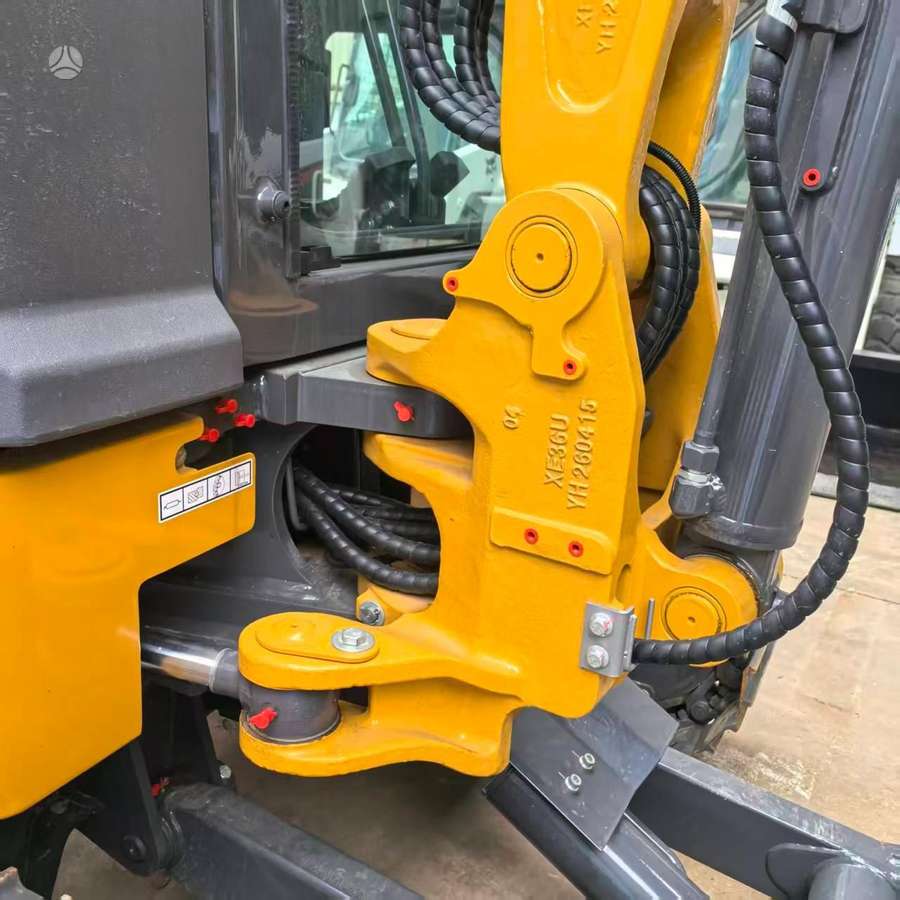 XCMG XE35U, excavator