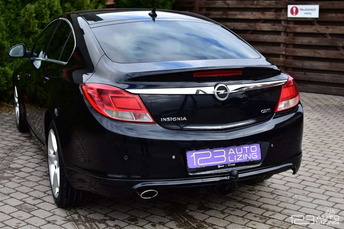 Opel Insignia, 2.0 l., Хэтчбек