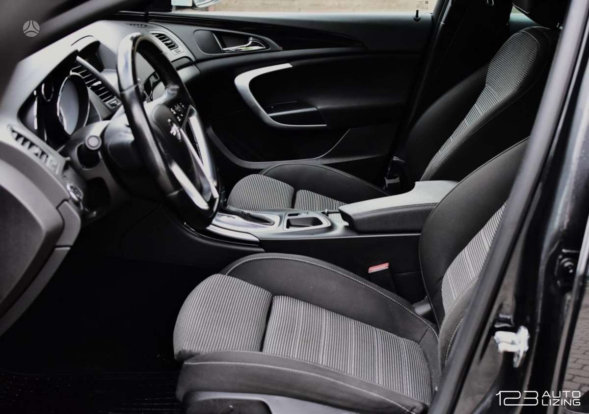 Opel Insignia, 2.0 l., hatchback