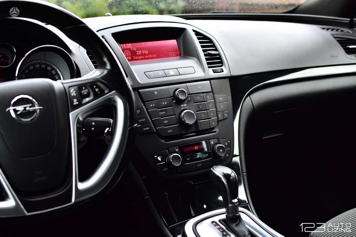 Opel Insignia, 2.0 l., Хэтчбек