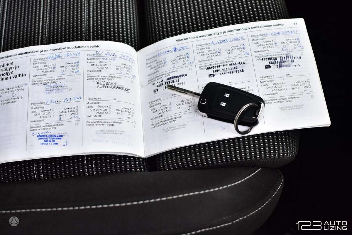 Opel Insignia, 2.0 l., Хэтчбек