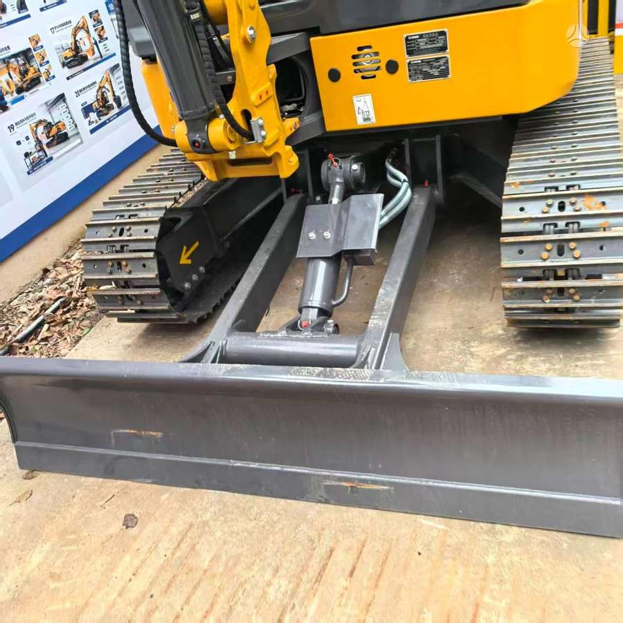 XCMG XE35U, excavator