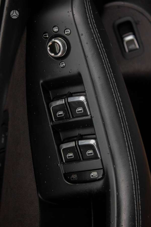 Audi Q5, 2.0 l., Внедорожник / Кроссовер
