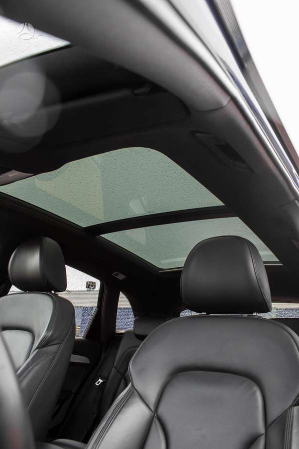 Audi Q5, 2.0 l., Внедорожник / Кроссовер