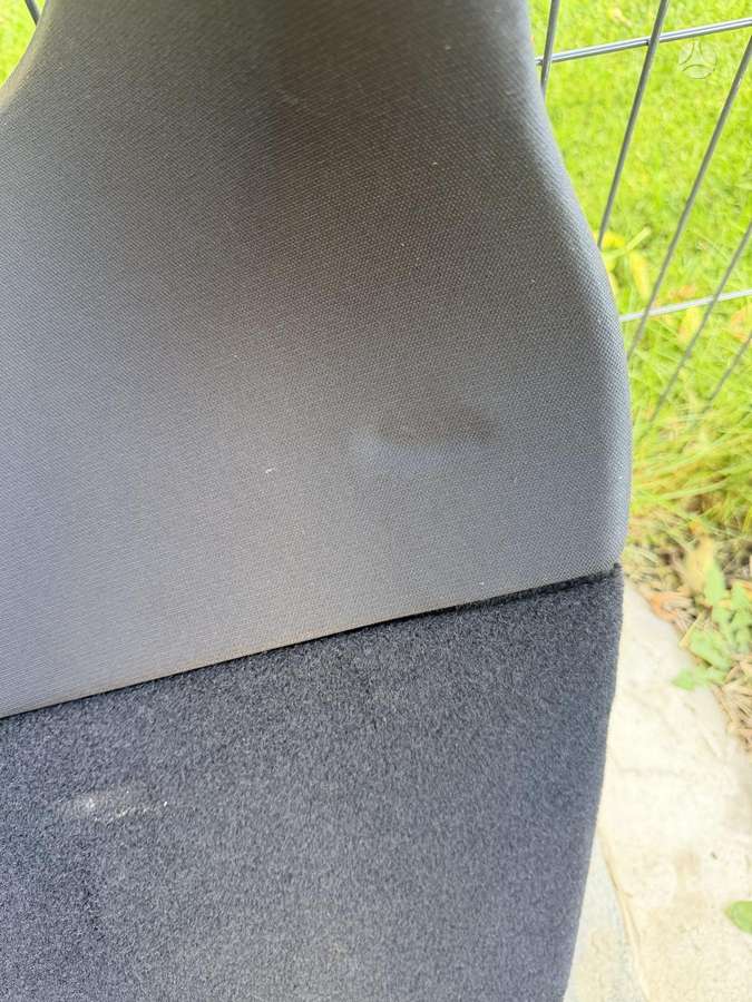 Tesla Model Y apdailos detalės