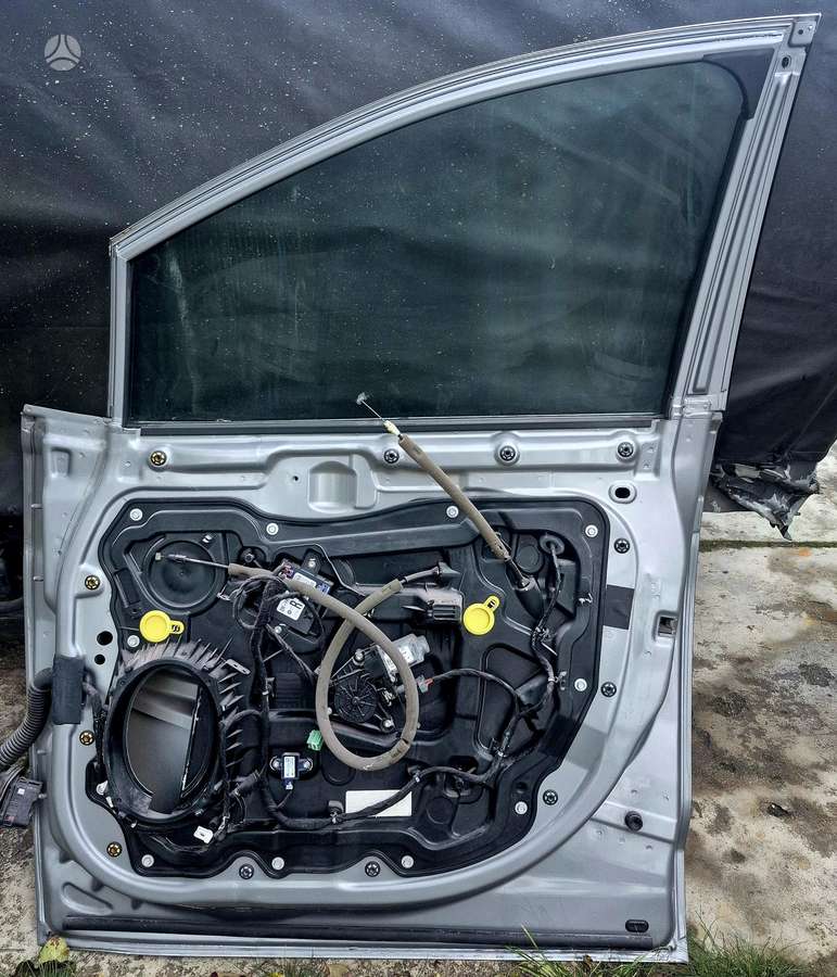 Chrysler Pacifica body parts