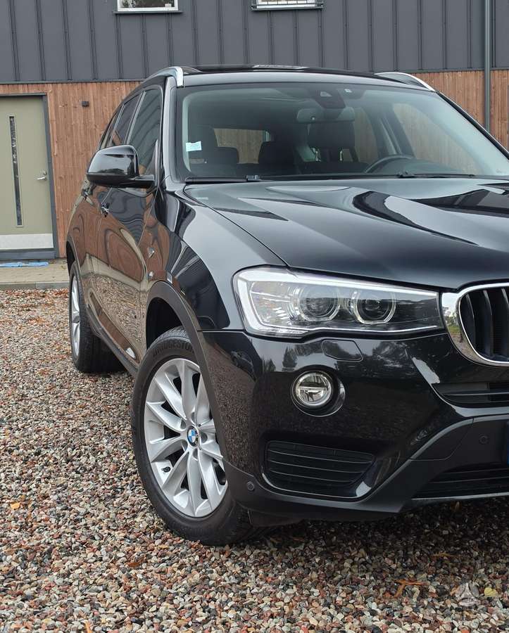 BMW X3, 2.0 l., off-road / crossover