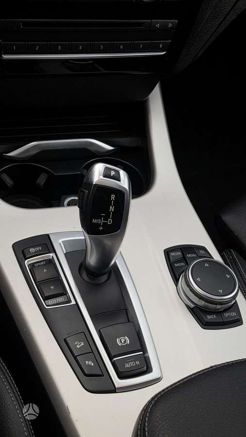 BMW X3, 2.0 l., off-road / crossover