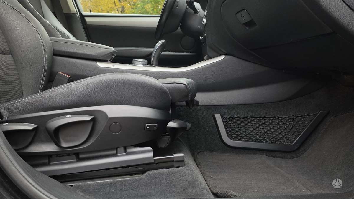 BMW X3, 2.0 l., off-road / crossover