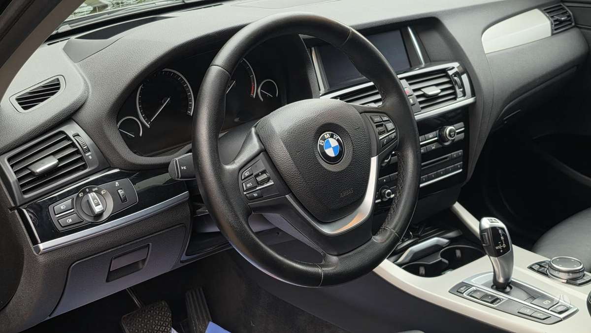 BMW X3, 2.0 l., off-road / crossover