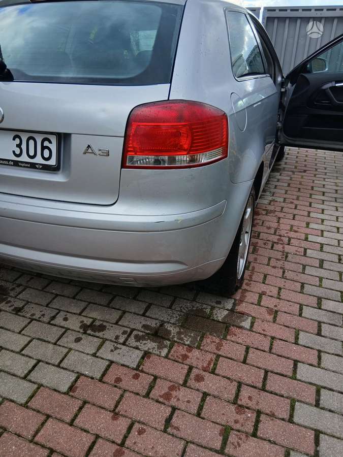 Audi A3, 1.6 l., Седан