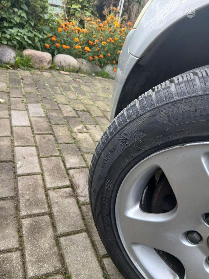 Audi A3, 1.6 l., Седан