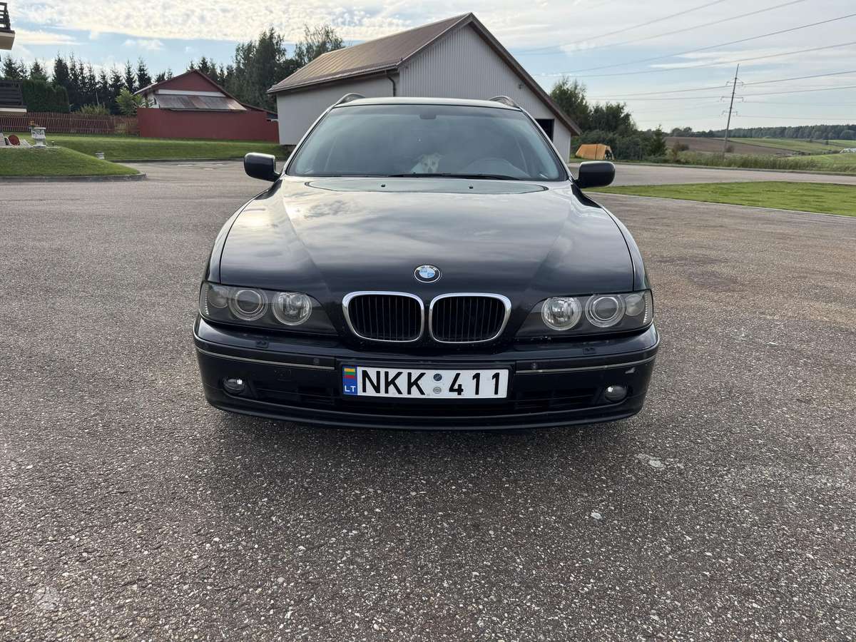 BMW 525, 2.5 l., wagon