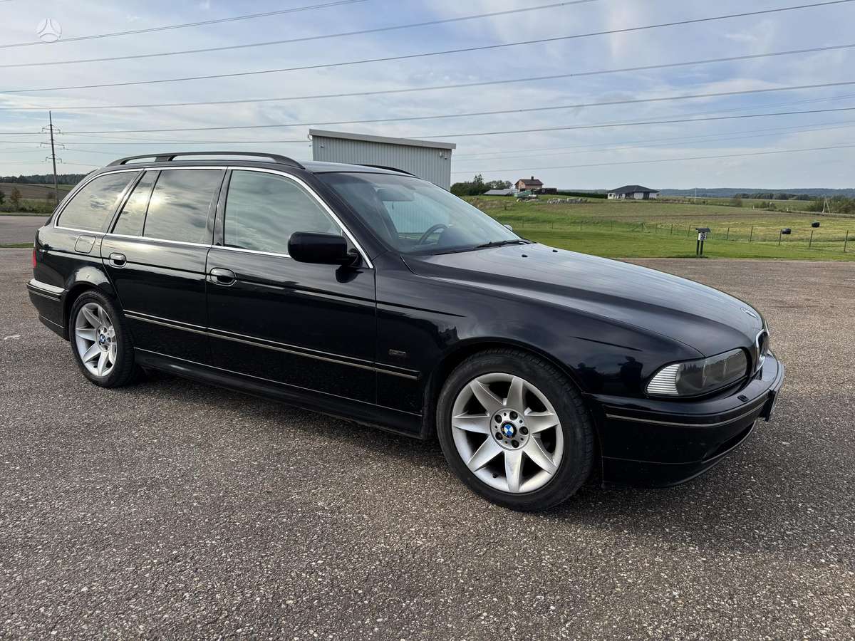 BMW 525, 2.5 l., wagon