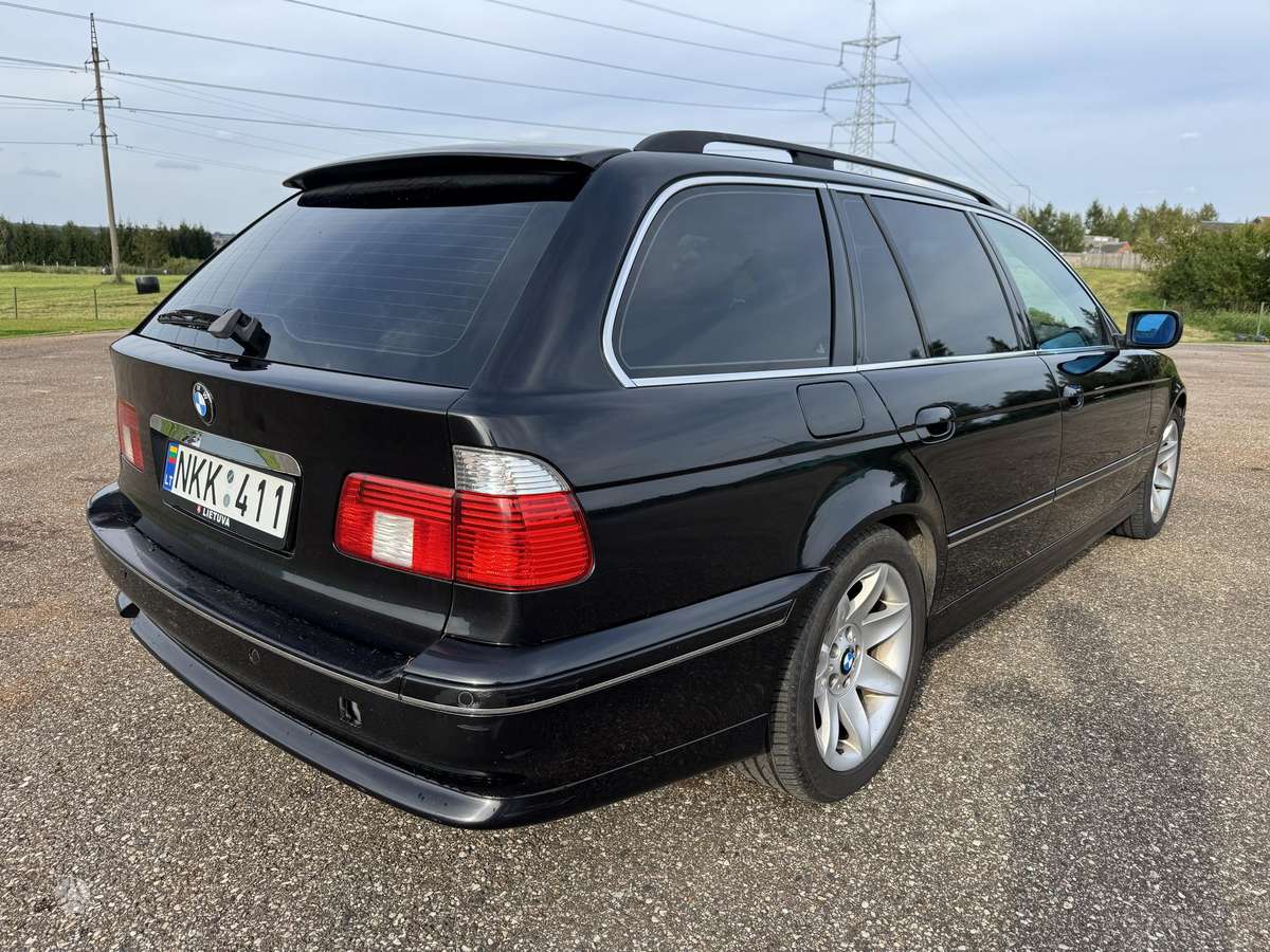 BMW 525, 2.5 l., universalas