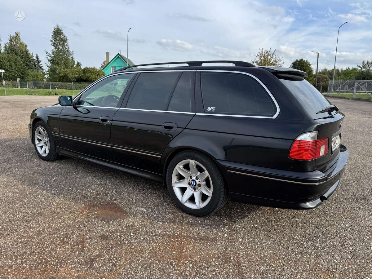 BMW 525, 2.5 l., wagon