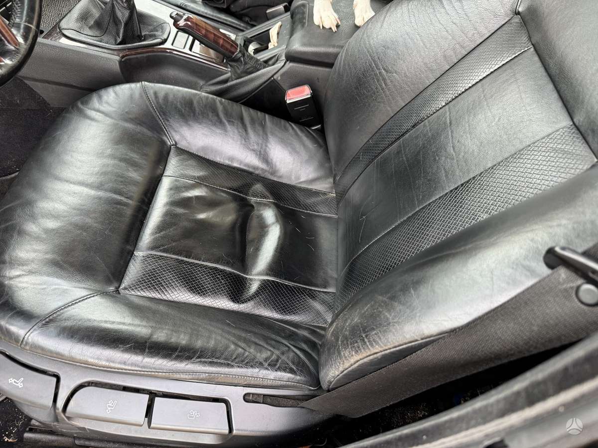 BMW 525, 2.5 l., universalas