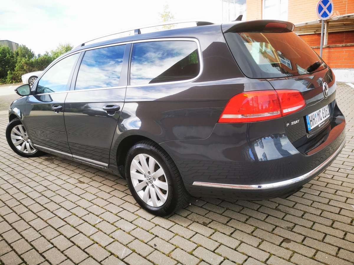 Volkswagen Passat 2012 — двигун 1968 cm³, 140 HP (103kW)