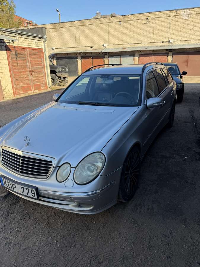 Mercedes-Benz E320, 3.2 l., Универсал