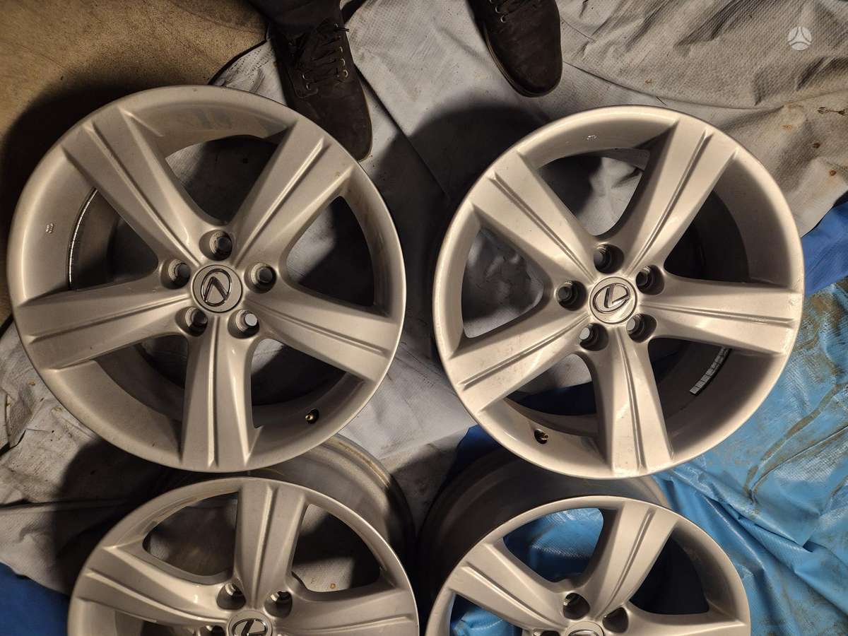 Toyota, lengvojo lydinio, R18