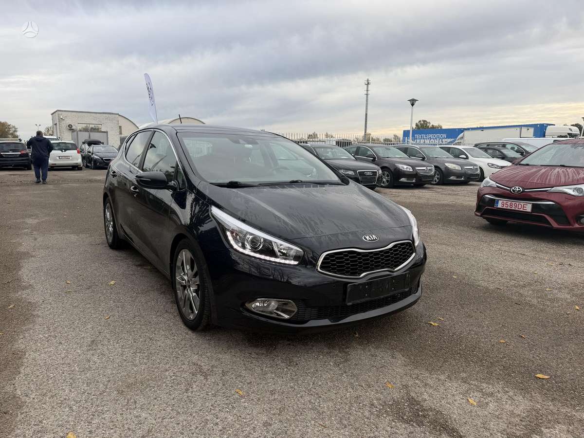 Kia Ceed, 1.6 l., hatchback