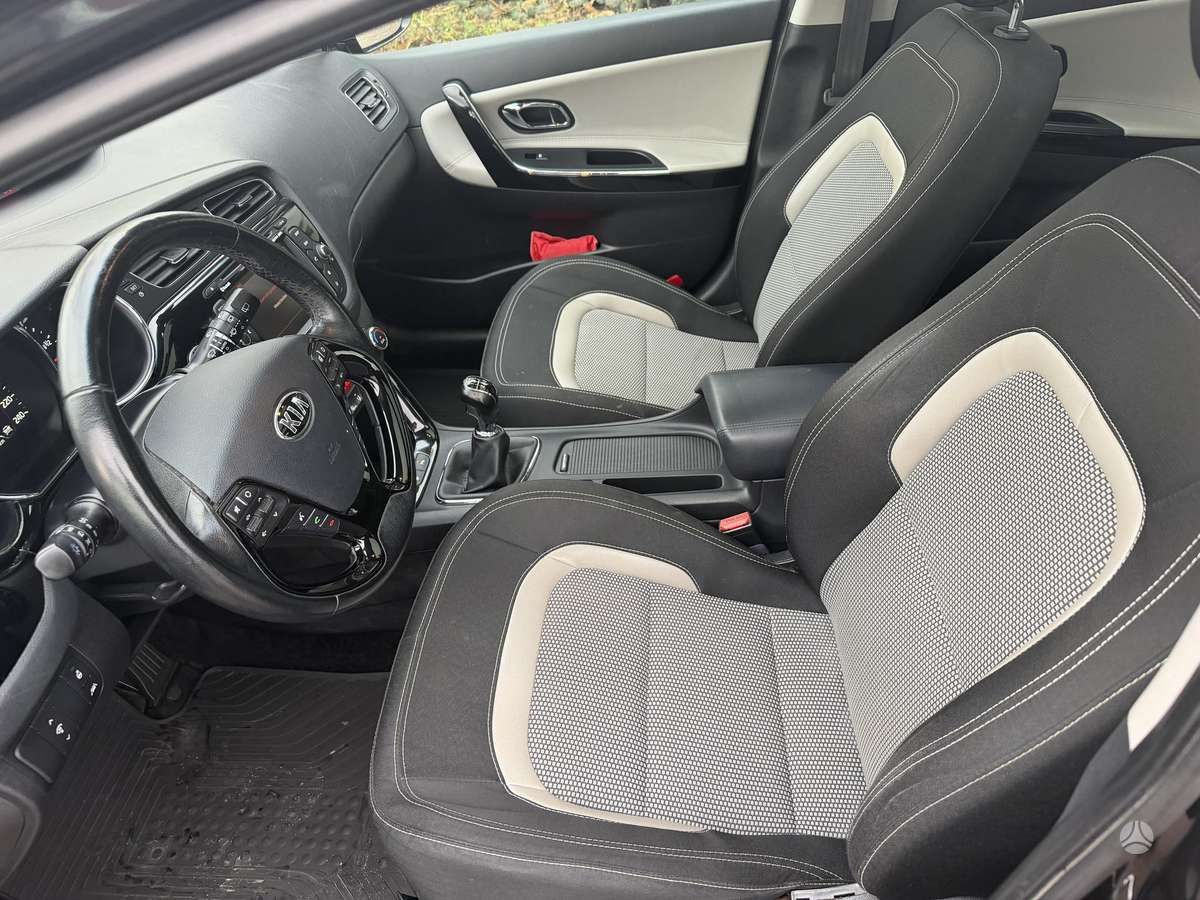Kia Ceed, 1.6 l., hatchback