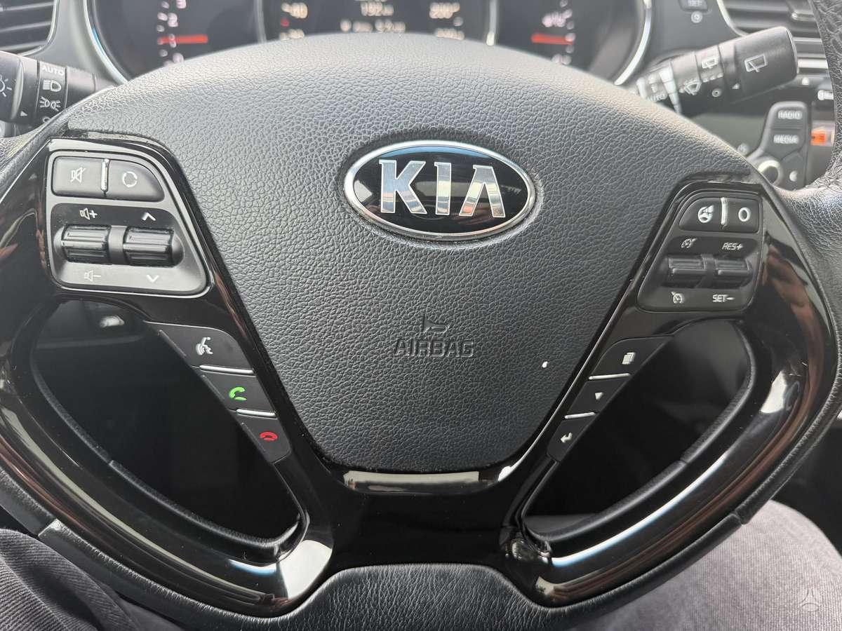 Kia Ceed, 1.6 l., hatchback