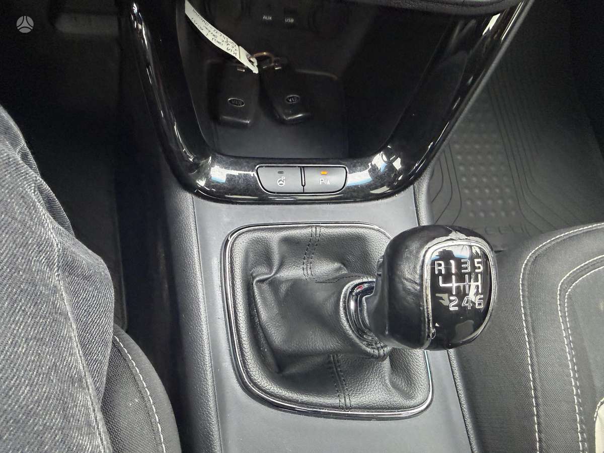 Kia Ceed, 1.6 l., hatchback