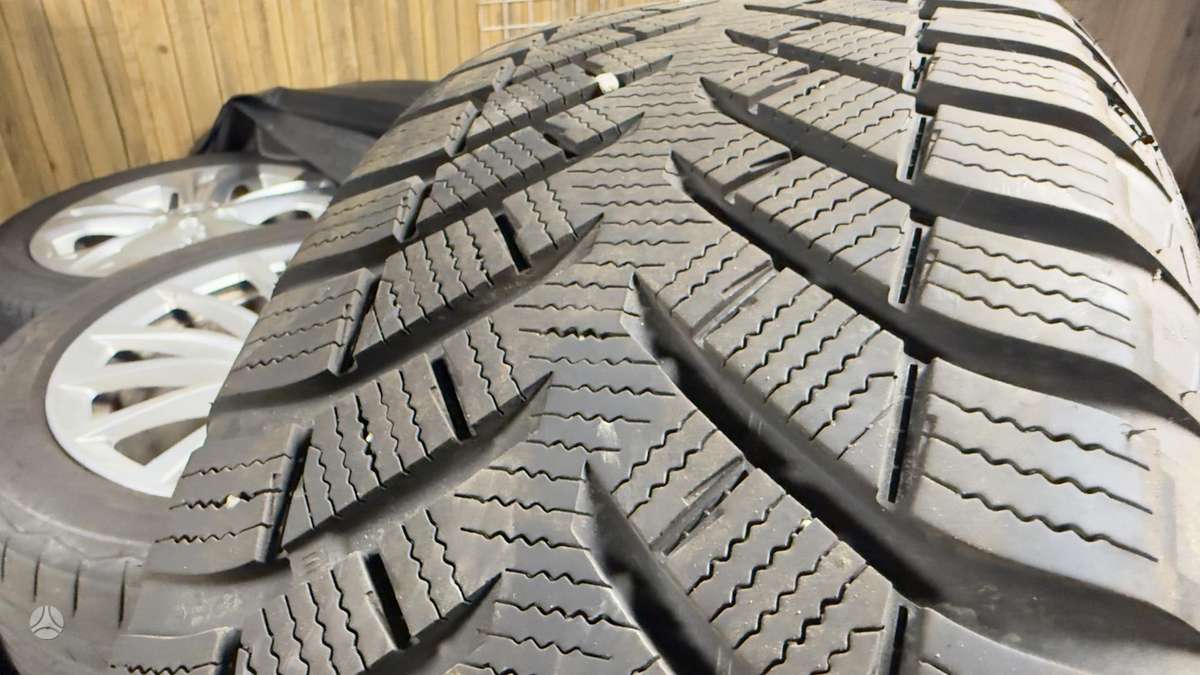 -Kita-, зимние 215/60 R16