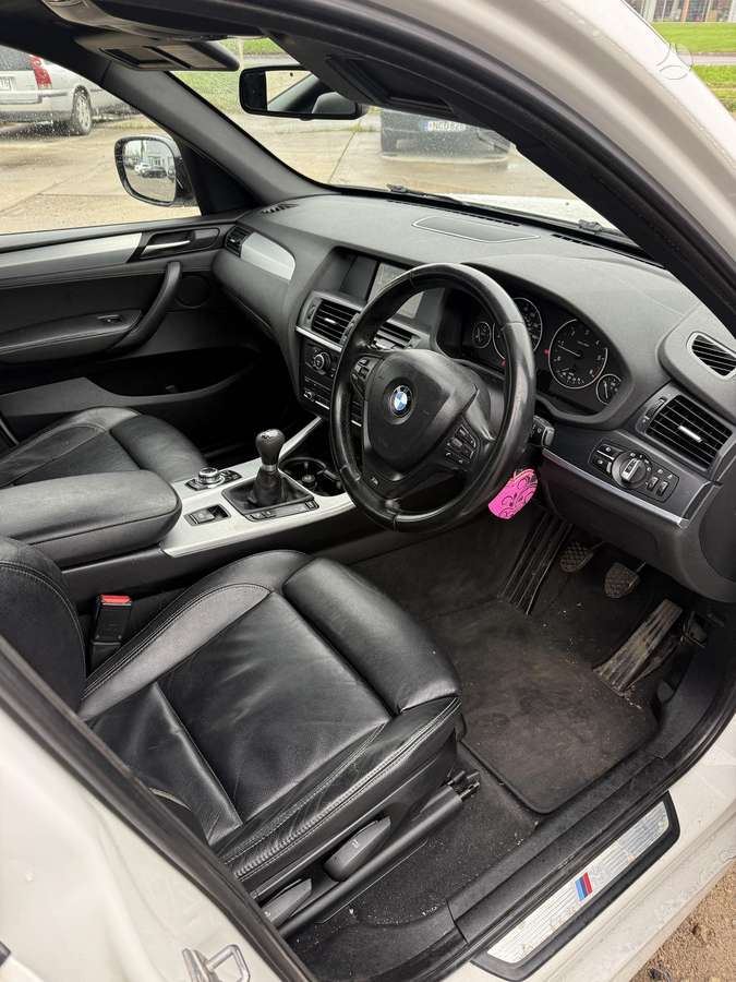 BMW X3, 2.0 l., off-road / crossover