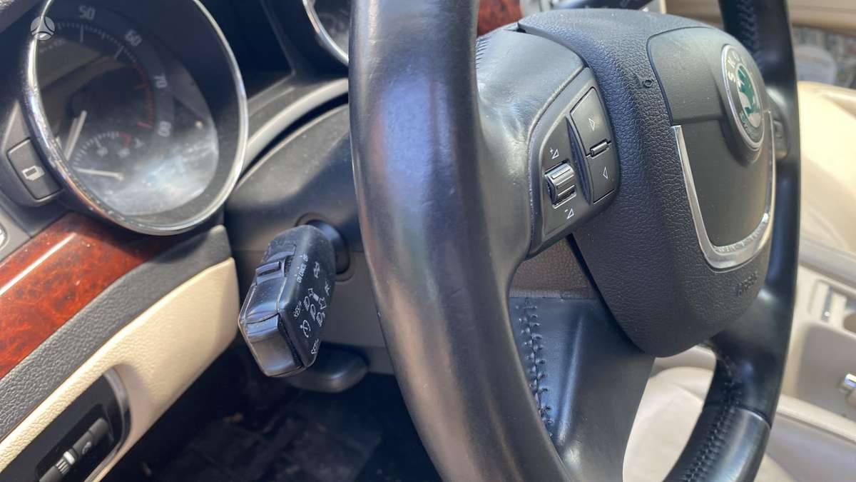Skoda Superb, 1.8 l., Седан