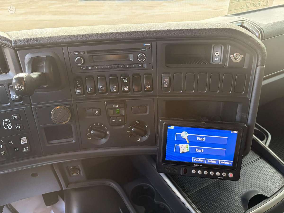 Scania R500 8X4, savivarčiai