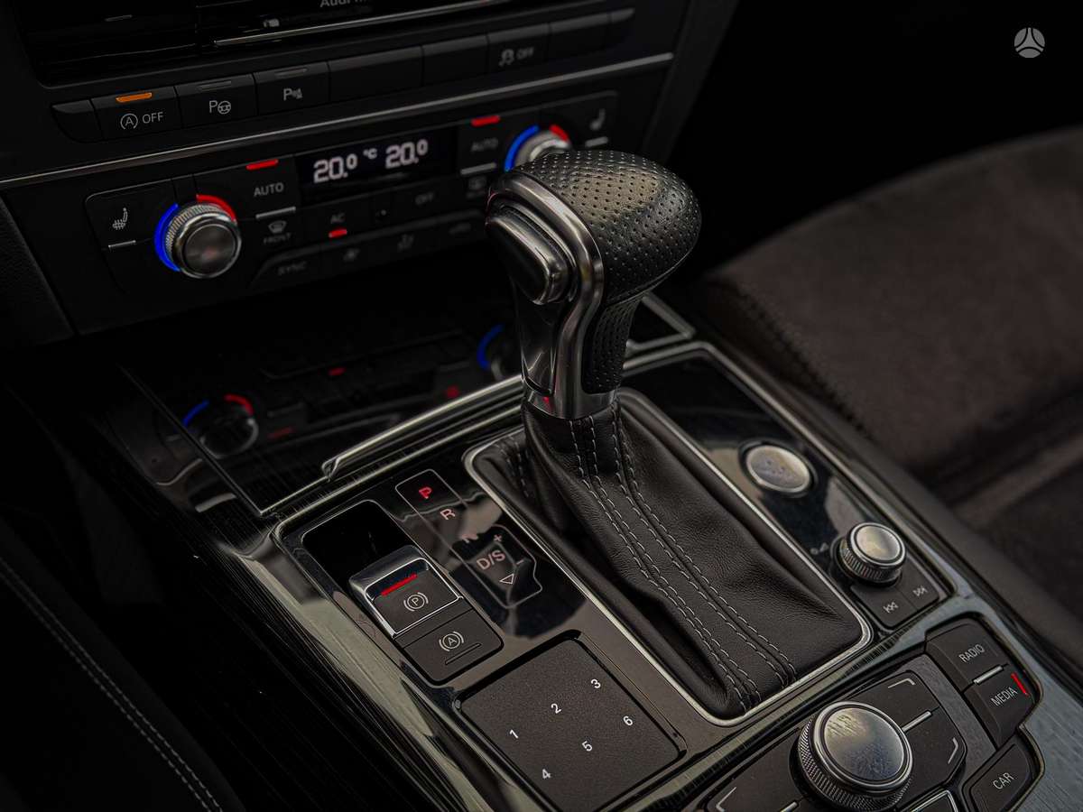 Audi A6, 3.0 l., Седан