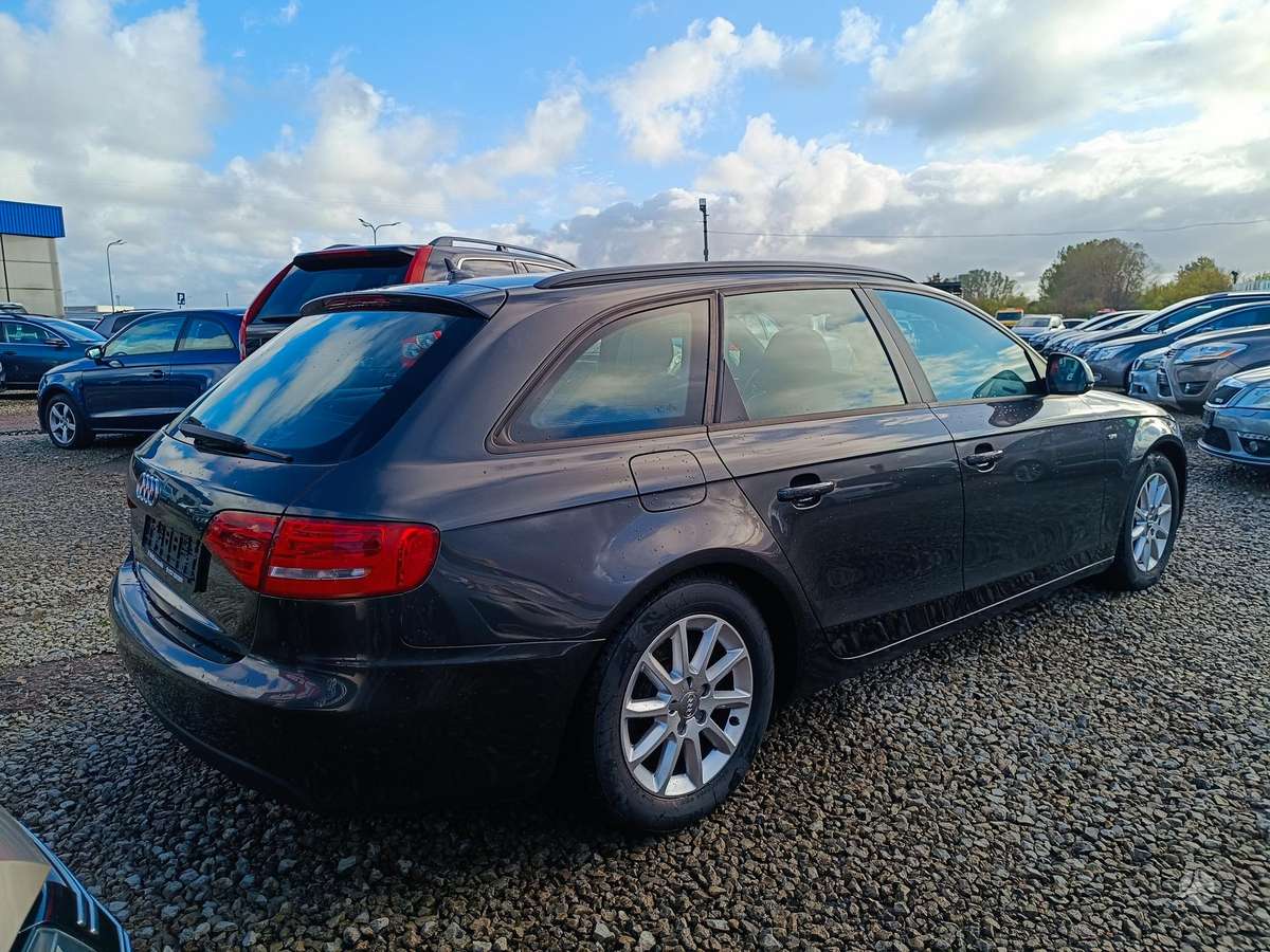 Audi A4, 2.0 l., universalas